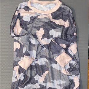 Camo crew neck